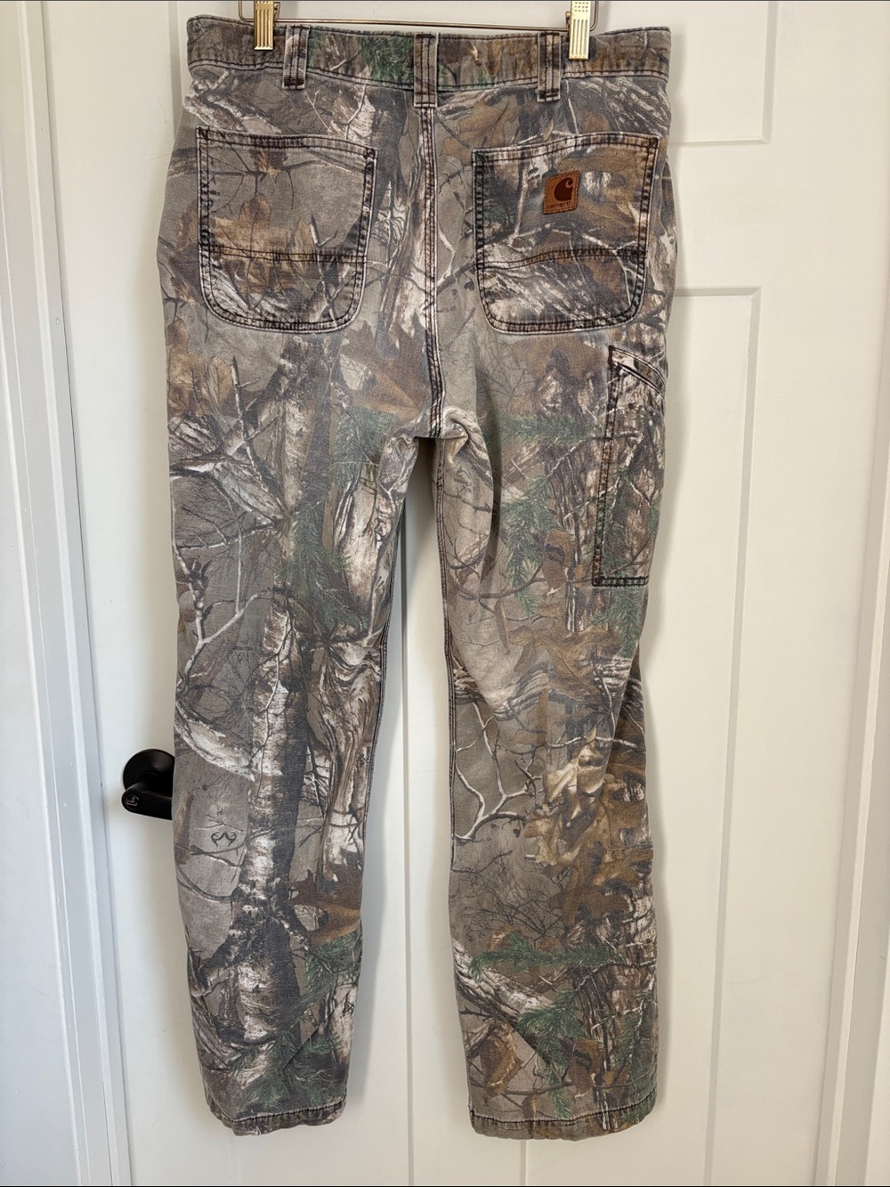 VTG Carhartt camo pants